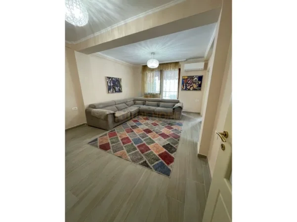 Tirane, shitet apartament 1+1 Kati 7, 87 m² 252.000 € (BULEVARDI ZOGU I)