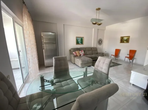 Tirane, jepet me qera apartament 2+1 Kati 4, 110 m² 700 € (rruga Haxhi Dalliu)