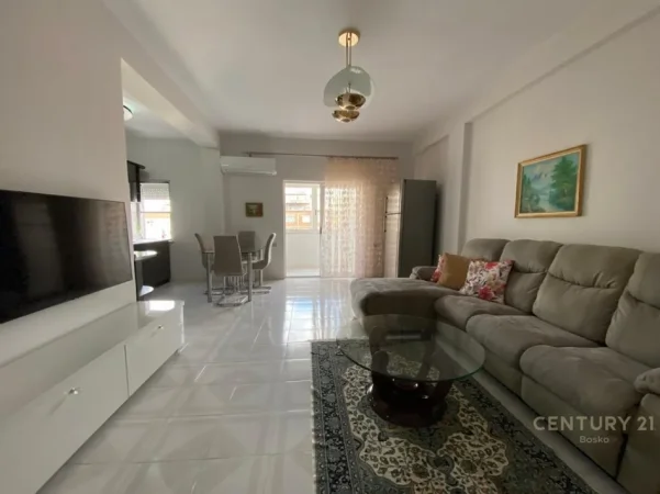 Tirane, jepet me qera apartament 2+1 Kati 4, 110 m² 700 € (rruga Haxhi Dalliu)
