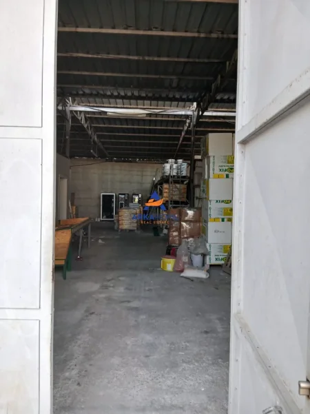 Tirane, jepet me qera ambjent biznesi Kati 0, 500 m² 21.097 € 