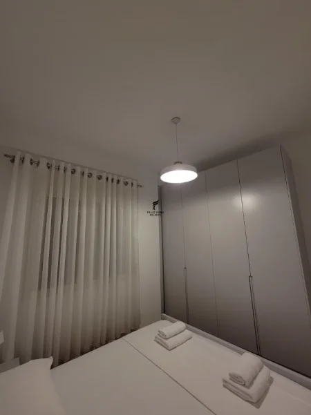 Tirane, jepet me qera apartament 1+1 Kati 1, 60 m² 550 € (RRUGA E DURRESIT)