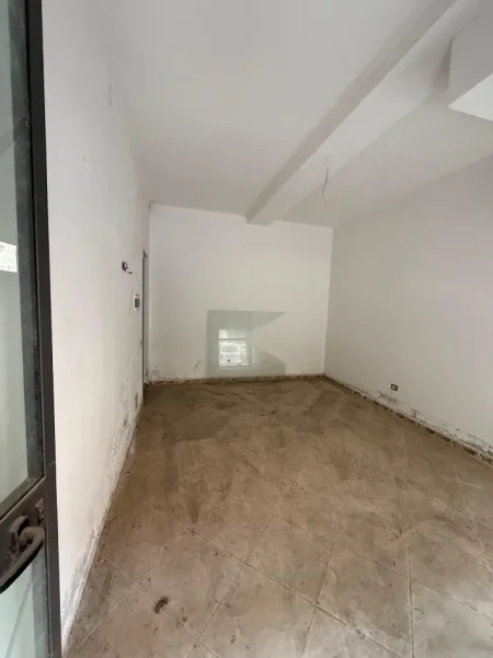 Tirane, shitet ambjent biznesi Kati 0, 97 m² (Rruga Shyqyri Ishmi)
