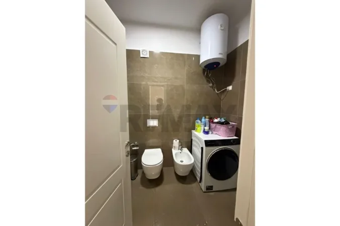 Tirane, shitet apartament 1+1+Ballkon Kati 5, 65 m² 145.000 € (Kompleksi ASL)