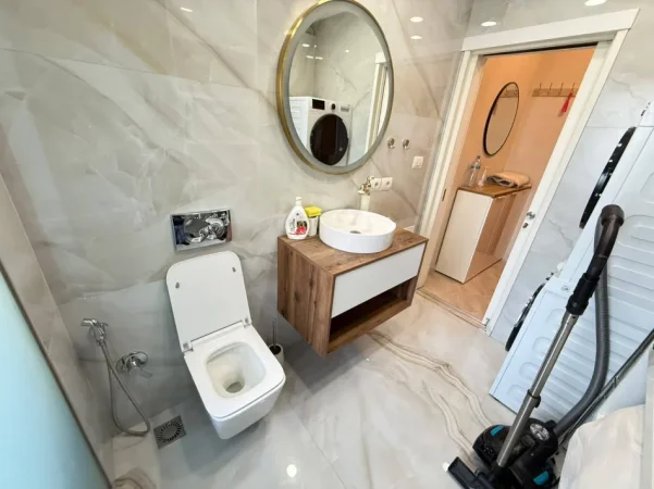 Tirane, jepet me qera apartament 2+1 Kati 5, 100 m² 800 € (Rrapo Hekali,)