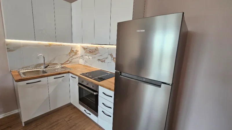 Tirane, jepet me qera nga Pronari, pa-komision apartament 1+1 Kati 9, 70 m² 480 €