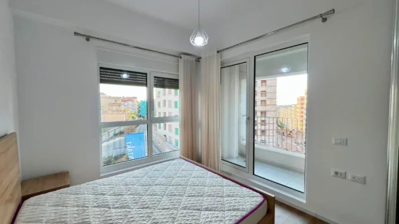 Me Qera: 2+1+2wc 📍Ali Demi (Rez.Kaimi) - Sp.110m² - Orientim:Jug🌞 - 470€/Muaj - Kt.4 ||  Rezidence e Re