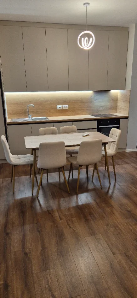 Jepet me qera apartament Kati 3, (Bulevardi: Donald Trump)