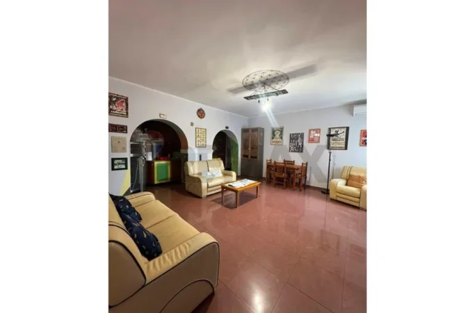Tirane, jepet me qera apartament Kati 3, 67 m² 700 € 