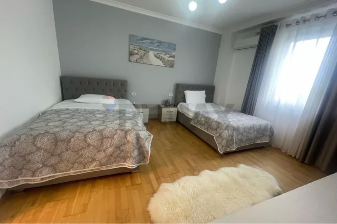 Tirane, jepet me qera apartament , 120 m² 800 € 