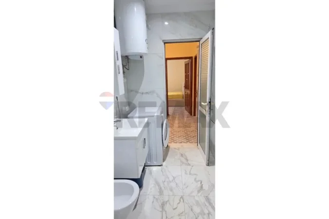 Tirane, jepet me qera apartament , 87 m² 582 € 