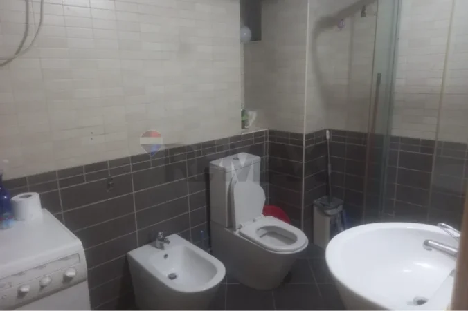 Tirane, jepet me qera apartament , 90 m² 600 € 