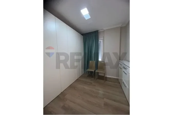 Tirane, jepet me qera apartament , 103 m² 850 € 