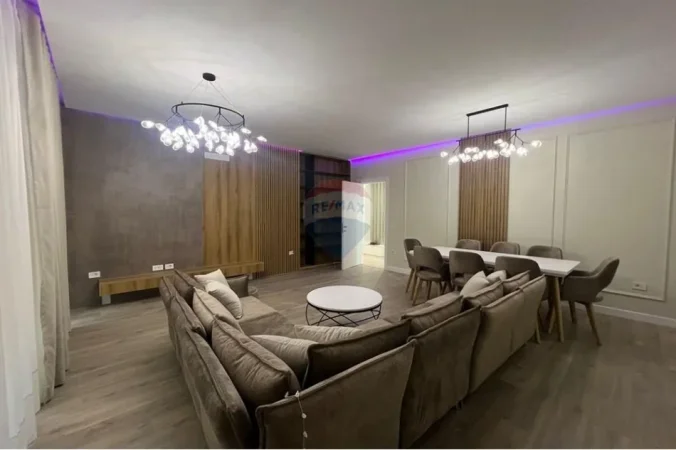 Tirane, jepet me qera apartament , 147 m² 1.300 € 