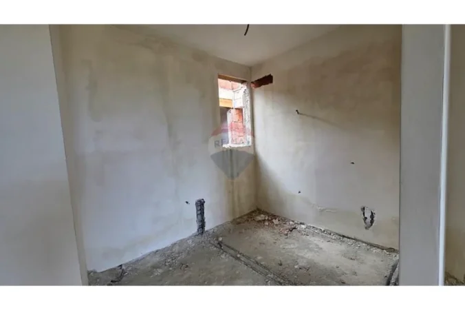 Radhime - Orikum, shitet apartament 2+1 Kati 4, 96 m² (Orikum, Vlore)