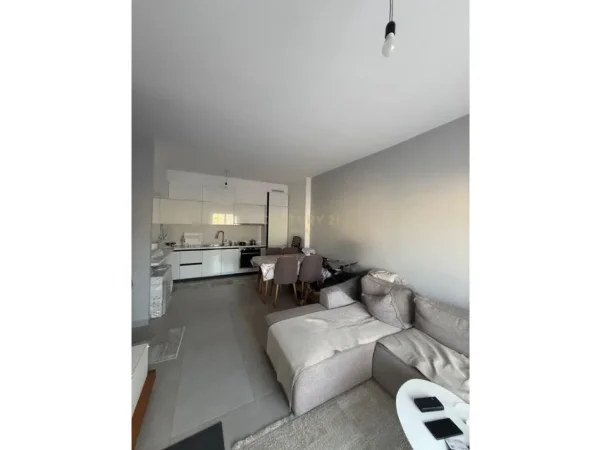 Tirane, shes apartament 1+1 Kati 6, 75 m² 202.000 € (Selvia)
