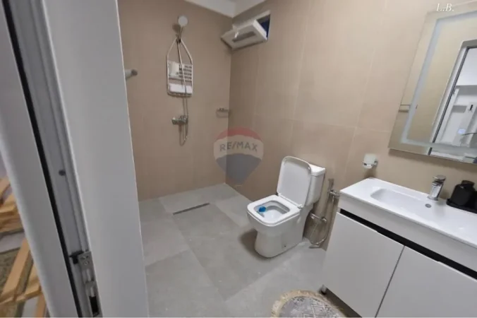 Tirane, jepet me qera shtepi 1+1 Kati 0, 65 m² 450 € (Bill clinton)