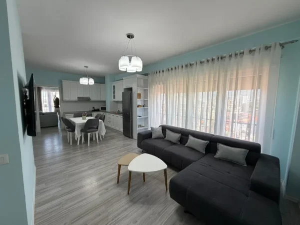 Tirane, jepet me qera apartament 2+1 Kati 8, (rruga e dibres)