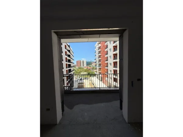Tirane, shitet apartament 2+1 Kati 3, 106 m² 127.400 € (Space City)