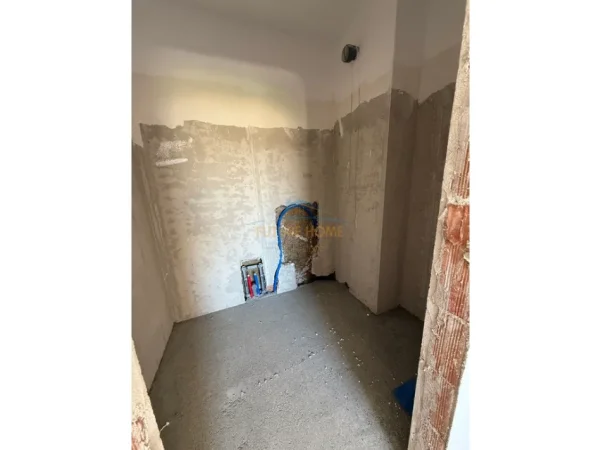 Tirane, shitet apartament 2+1 Kati 3, 106 m² 127.400 € (Space City)