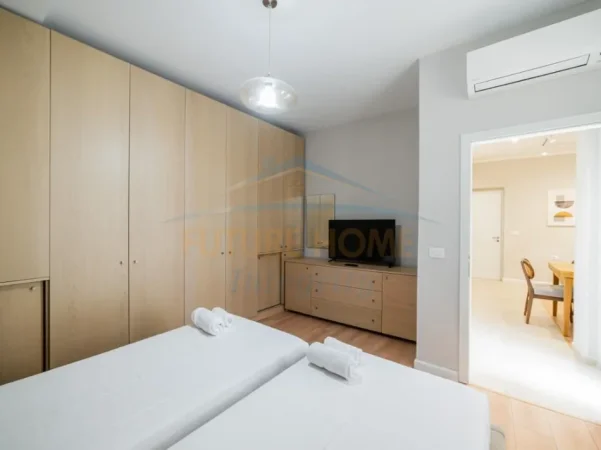 Tirane, shes apartament 2+1+Ballkon Kati 3, 70 m² 220.000 € (Rruga Hoxha Tahsim)