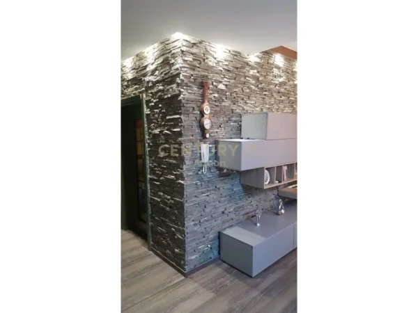 Tirane, jepet me qera apartament 2+1 Kati 3, 90 m² 650 € (Liqeni i Thate Action107347)