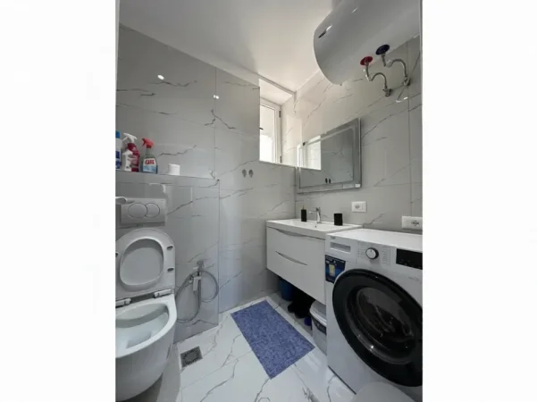 Tirane, shitet apartament 2+1 Kati 5, 108 m² 269.000 €