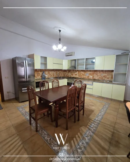 Durres, jepet me qera apartament Kati 3, 125 m² 600 € 
