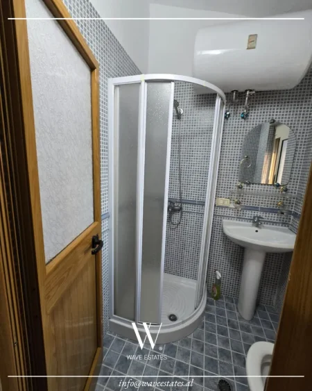 Durres, jepet me qera apartament Kati 3, 125 m² 600 € 