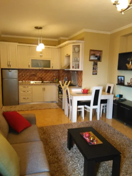 Tirane, shitet apartament 1+1+Ballkon Kati 7, 60 m² 121.000 € (RRUGA KONGRESI I MANASTIRIT)