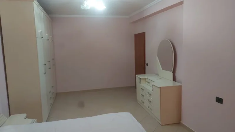 Tirane, jepet me qera apartament 2+1 Kati 4, 95 m² 450 € (Astir)