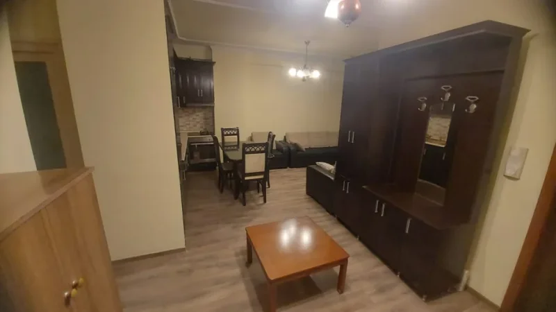 Tirane, jepet me qera apartament 2+1 Kati 4, 95 m² 450 € (Astir)