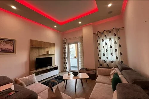 Tirane, jepet me qera apartament 2+1 , 120 m² 800 € 