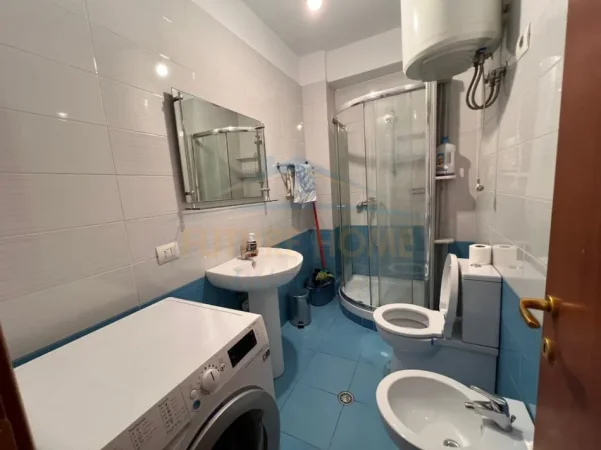 Tirane, jepet me qera apartament 1+1 Kati 5, 56 m² 55.000 Leke/muaj (Don Bosko)