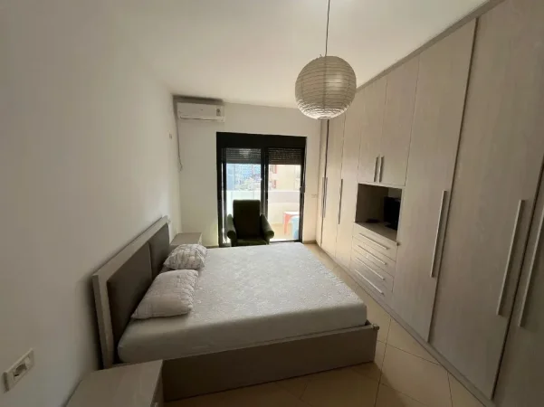 Tirane, jepet me qera apartament 2+1 Kati 6, 112 m² 600 € (Astir)