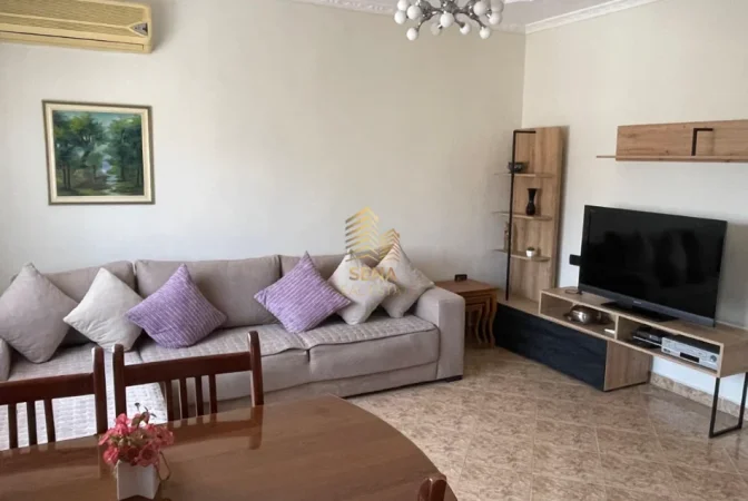 Tirane, jepet me qera apartament 1+1 Kati 5, 60 m² 450 € (Porcelan)