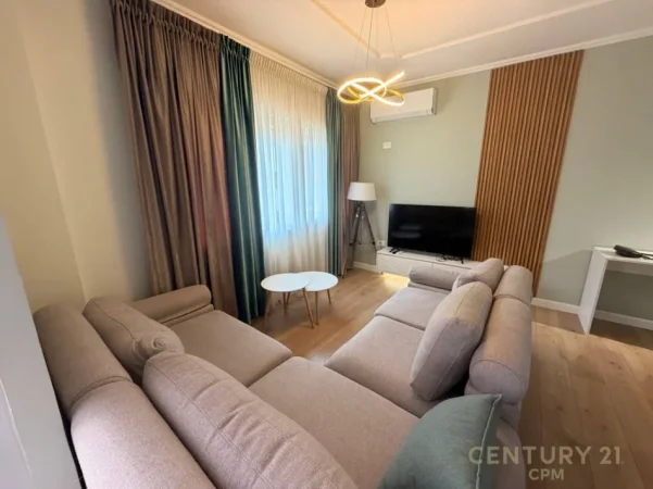 Tirane, jepet me qera apartament 2+1+Ballkon Kati 2, 96 m² 950 € 