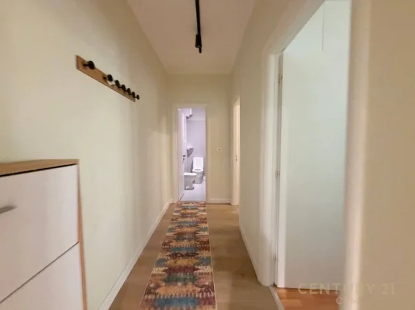 Tirane, jepet me qera apartament 2+1+Ballkon Kati 2, 96 m² 950 € 