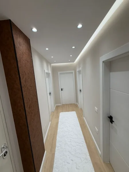 Tirane, shitet apartament 2+1 Kati 3, 108 m² 165.000 € (Astir)
