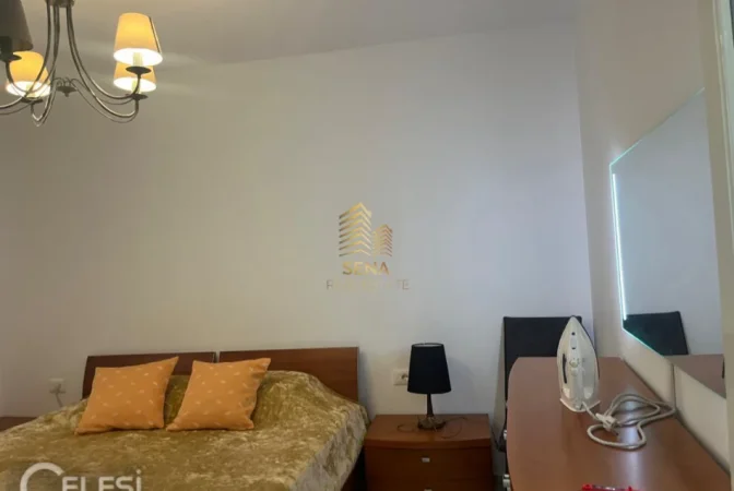 Tirane, jepet me qera apartament 2+1 Kati 1, 80 m² 550 € (5 Maji)
