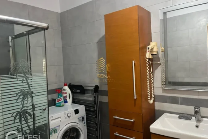 Tirane, jepet me qera apartament 2+1 Kati 1, 80 m² 550 € (5 Maji)