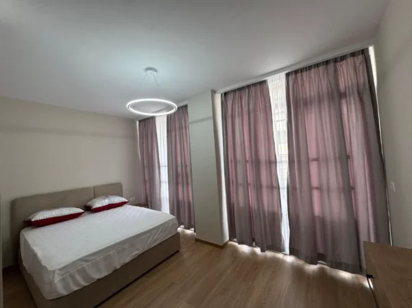Tirane, jepet me qera apartament 1+1 Kati 1, 93 m² 750 € 