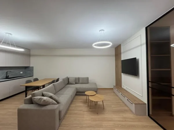 Tirane, jepet me qera apartament 1+1 Kati 1, 93 m² 750 € 