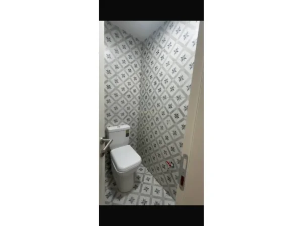 Tirane, shitet ambjent biznesi Kati 0, 50 m² 98.000 € 