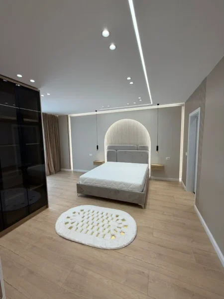 Tirane, shitet apartament 2+1+Aneks+Ballkon Kati 3, 109 m² 165.000 € (yzberisht)
