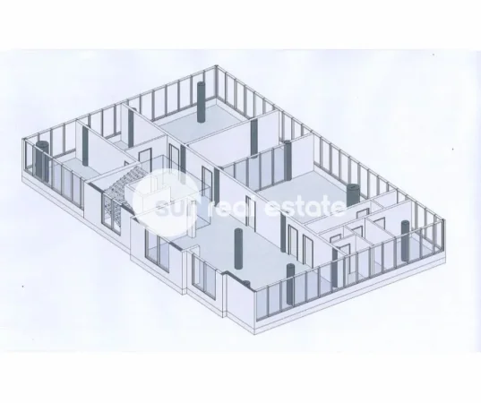 Shkoder, jepet me qera ambjent biznesi Kati 4, 370 m² 1.500 € (QENDER)