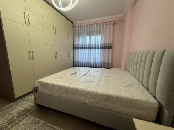 Tirane, jepet me qera apartament 2+1+Ballkon Kati 6, 100 m² 750 € (Rruga Karl Gega, Bulevardi i Ri, Tiranë)