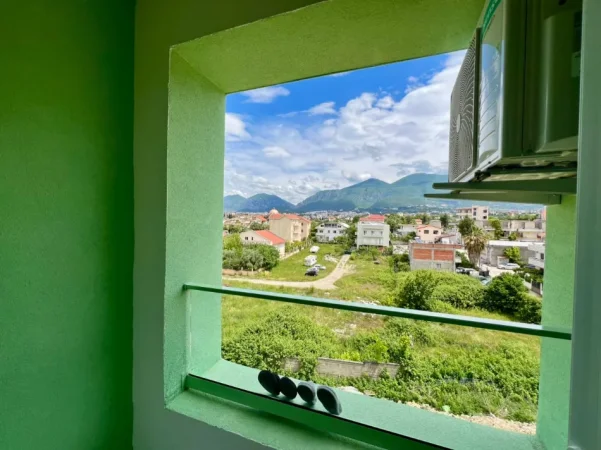 Tirane, jepet me qera apartament 2+1+Ballkon Kati 5, 70 m² 450 € (Kopleksi Magalem 21)