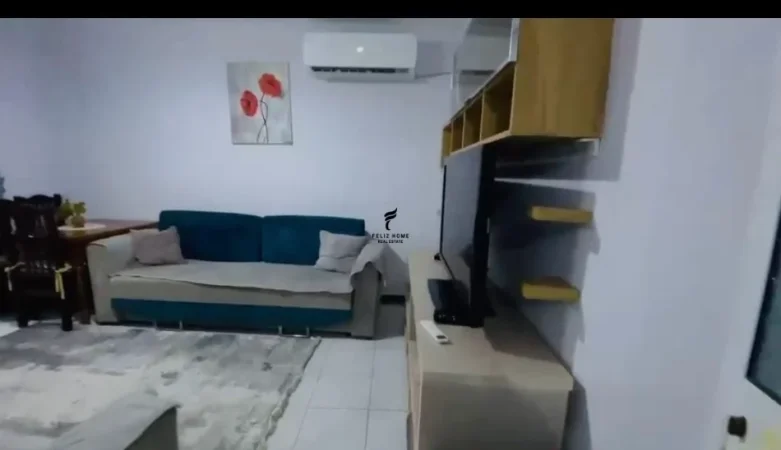 Tirane, jepet me qera apartament 1+1 Kati 1, 60 m² 500 € (SELVIA)