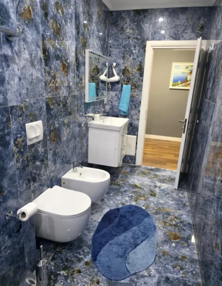 Tirane, jepet me qera apartament 1+1 , 70 m² 650 € (RRUGA KOSOVAREVE)
