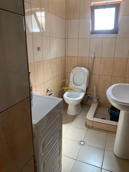 Tirane, jepet me qera shtepi 1+1 Kati 2, 40 m² 350 € (RRUGA JORDAN MISJA)